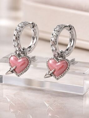 Kendra Scott Pink Heart Arrow Hoop Earrings - Silver